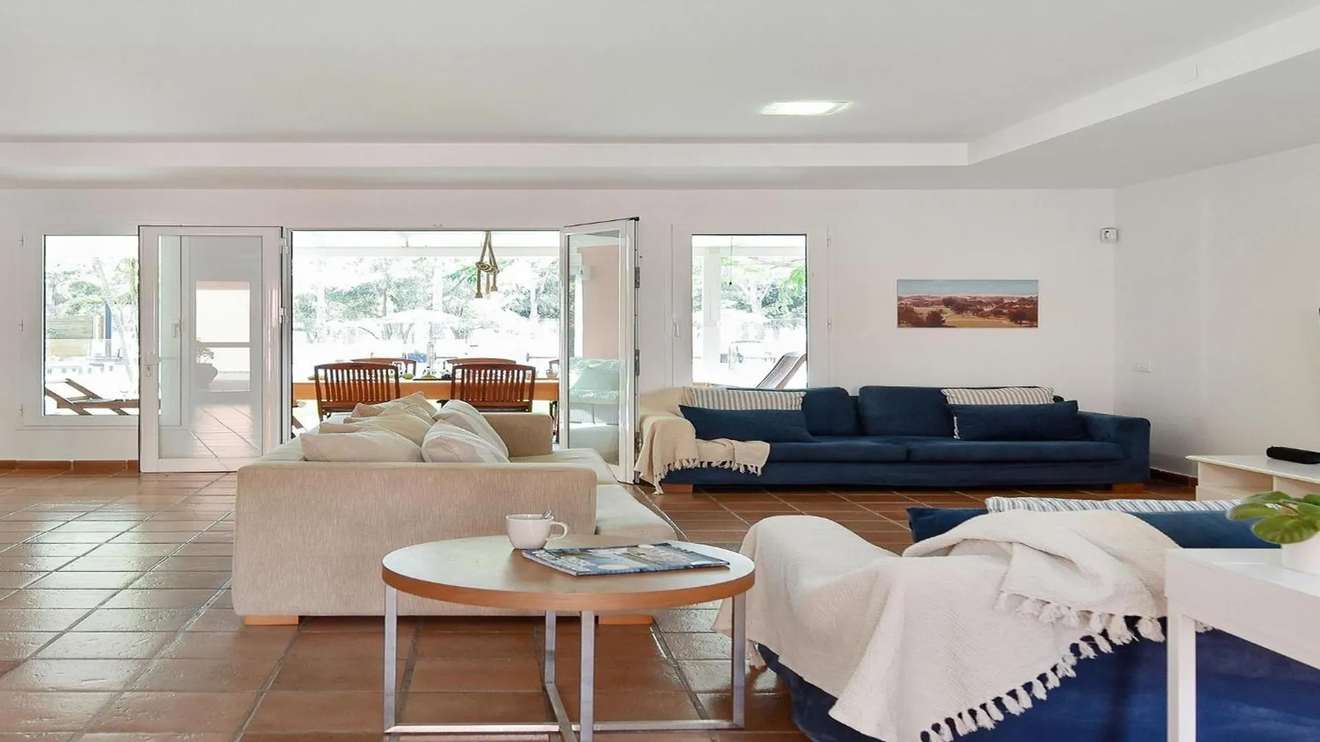 Villa Maspalomas Lux Luxury Retreat In Gran Canaria Private Heated Pool Wonderdul Terrace Area With Dining Area And Bbq Minutes From Popular,