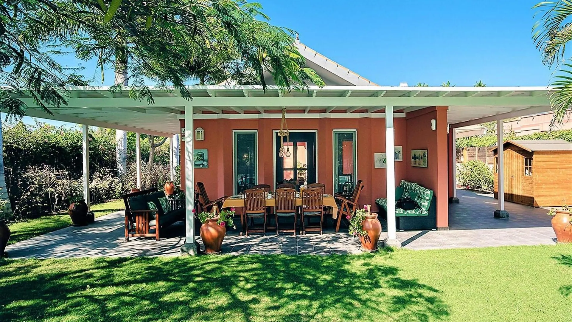 Villa Maspalomas Lux Luxury Retreat In Gran Canaria Private Heated Pool Wonderdul Terrace Area With Dining Area And Bbq Minutes From Popular,